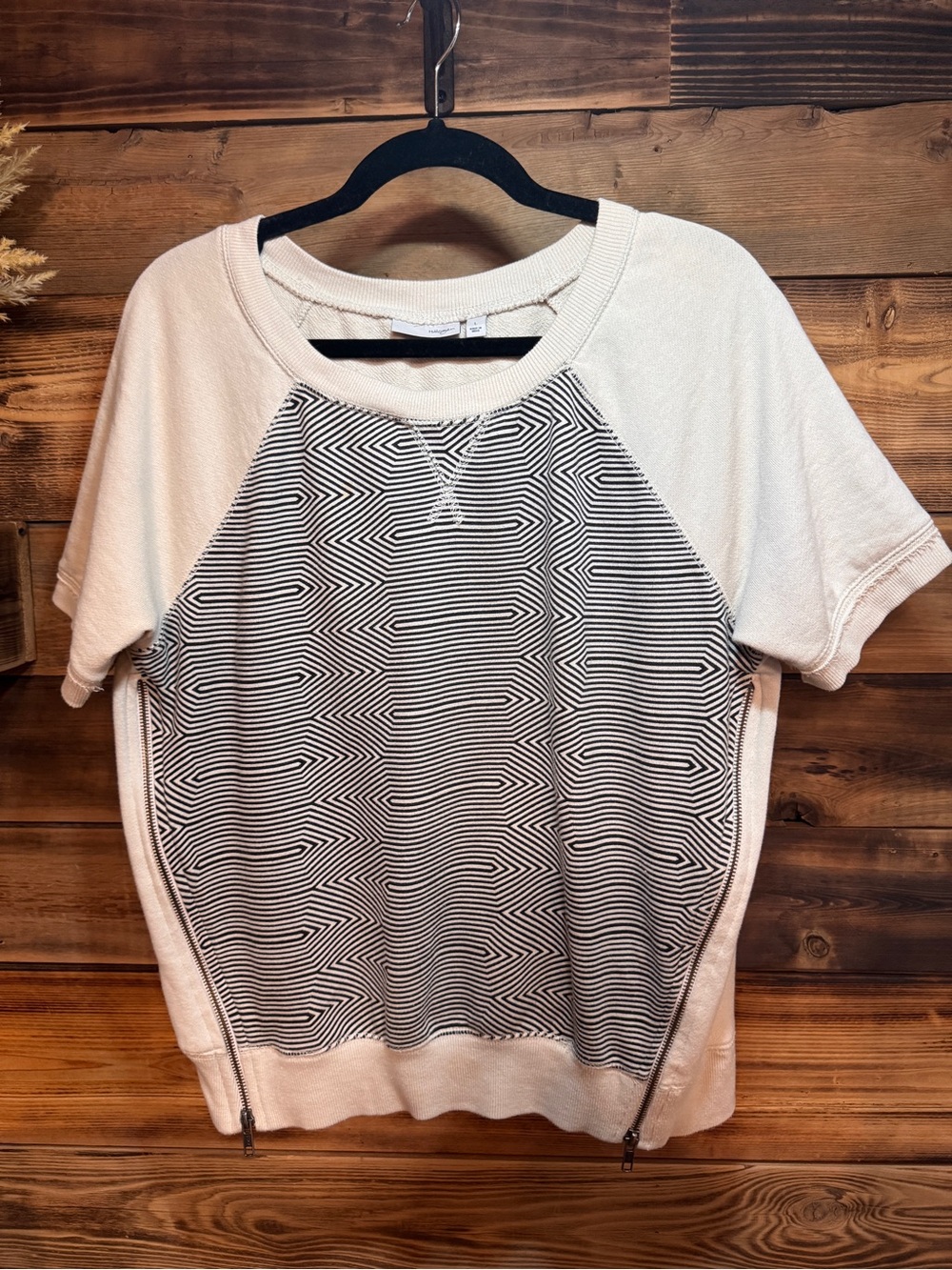 Halogen Geometric Short Sleeve Sweatshirt Top – Size Large - Zippers Nordstrom